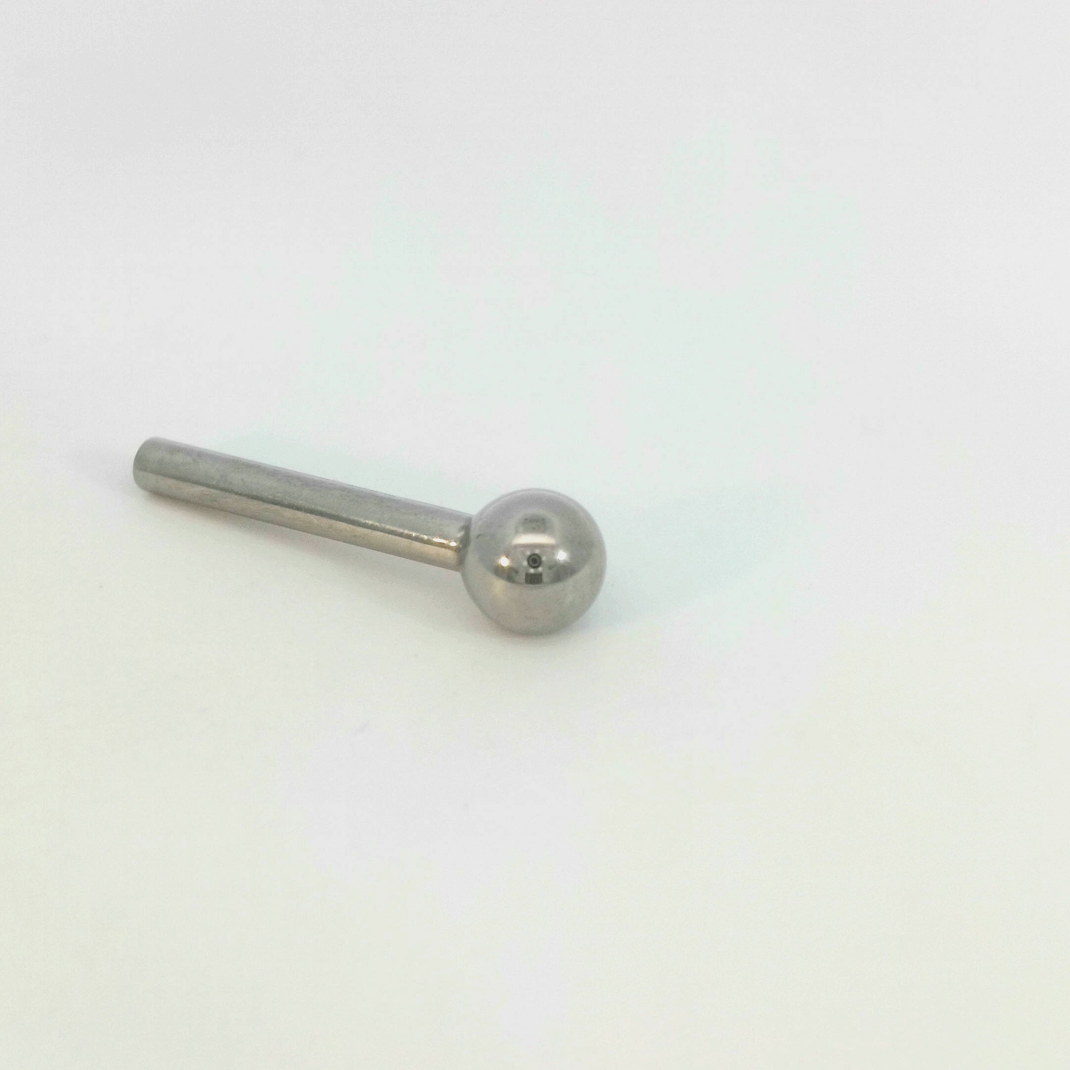 16g Titanium Threadless Posts - 3mm Ball (20/box)